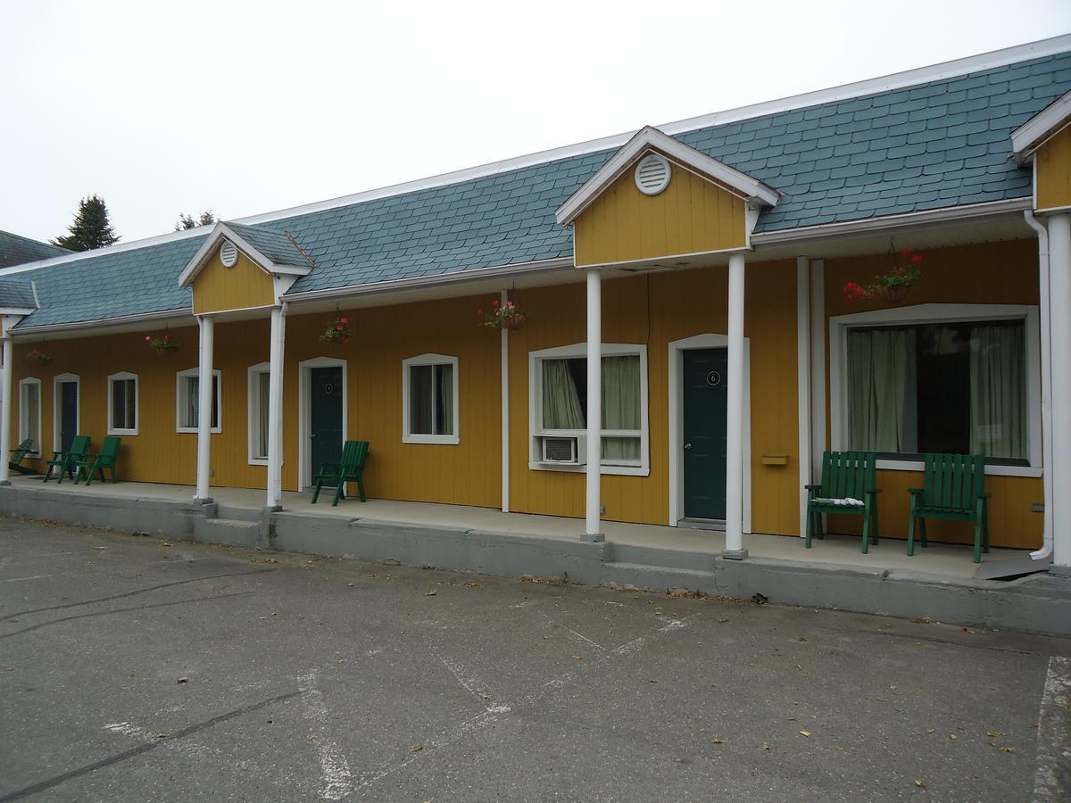 Motel Cote Riviere-du-Loup Bagian luar foto