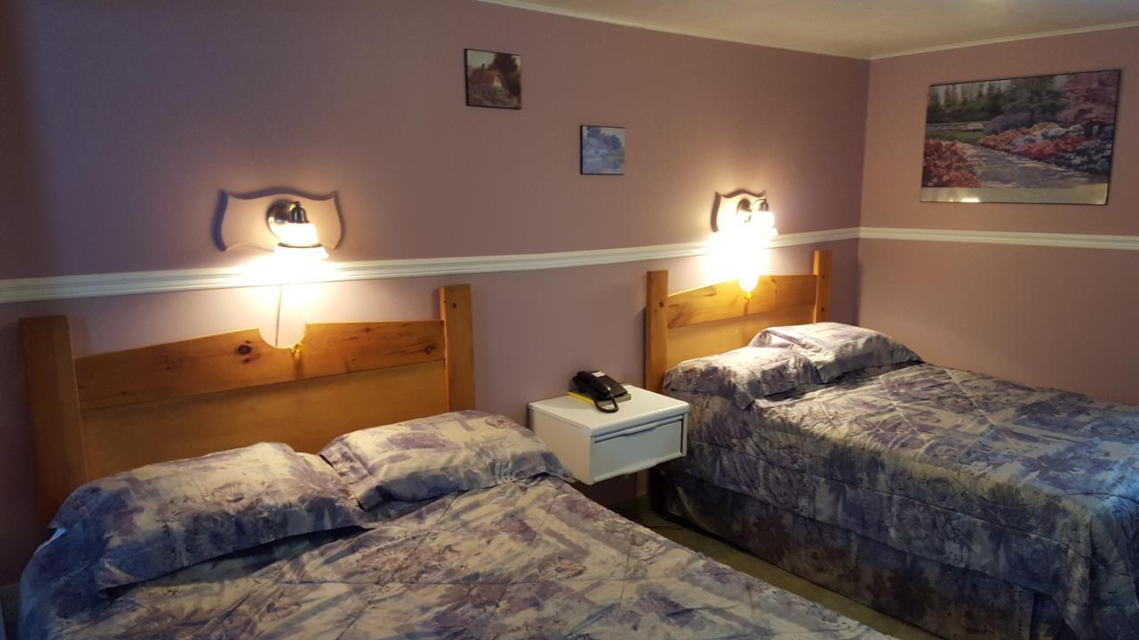 Motel Cote Riviere-du-Loup Bagian luar foto