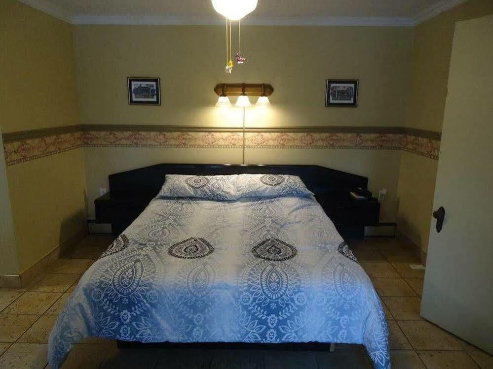 Motel Cote Riviere-du-Loup Bagian luar foto